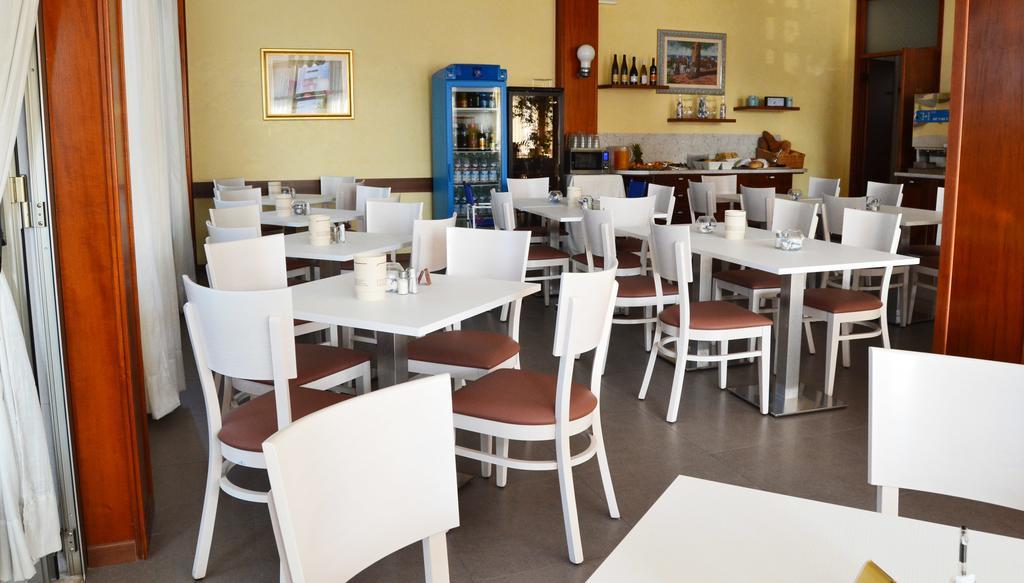 Hotel Midi Lido di Jesolo Eksteriør bilde